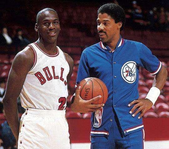 利用四维空 利用四维空